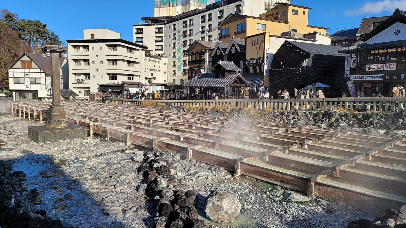 Navigating Japanese Onsen: How to Politely Ask About Tattoo Policies at Ryokans
