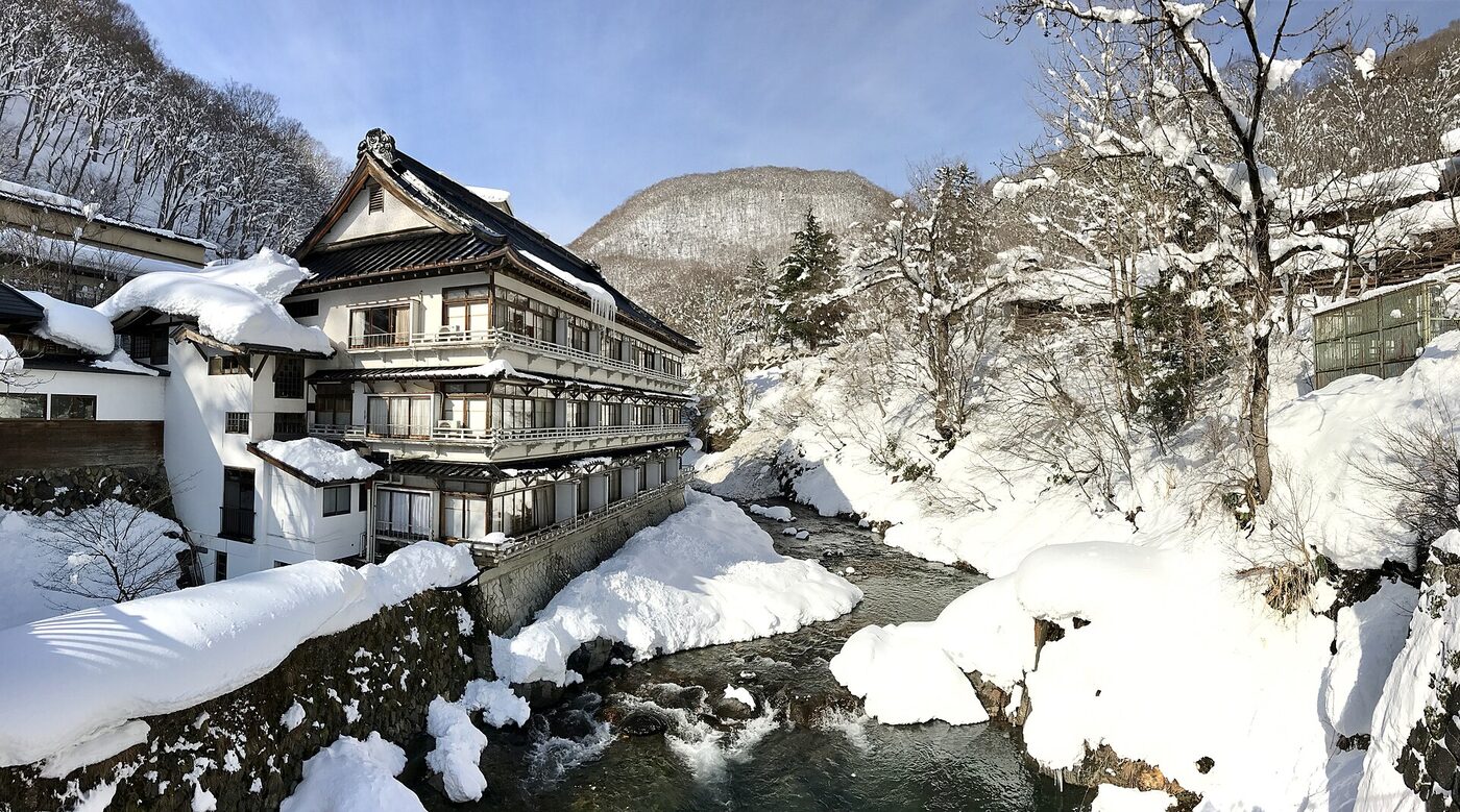 Takaragawa Onsen Day Trip From Tokyo: Your Easy Access Guide