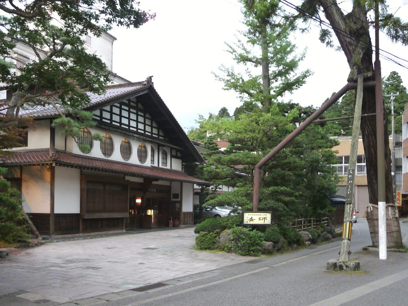Best Onsen Towns Near Tokyo for Car-Free Relaxation